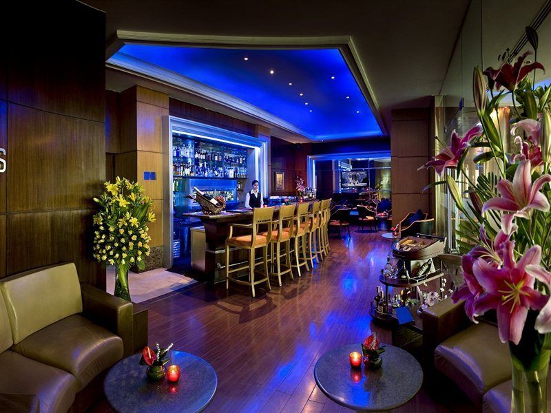 Radisson Blu MBD Hotel Noida Exterior foto