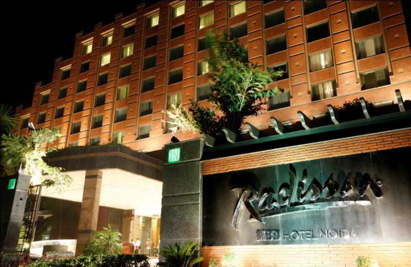 Radisson Blu MBD Hotel Noida Exterior foto